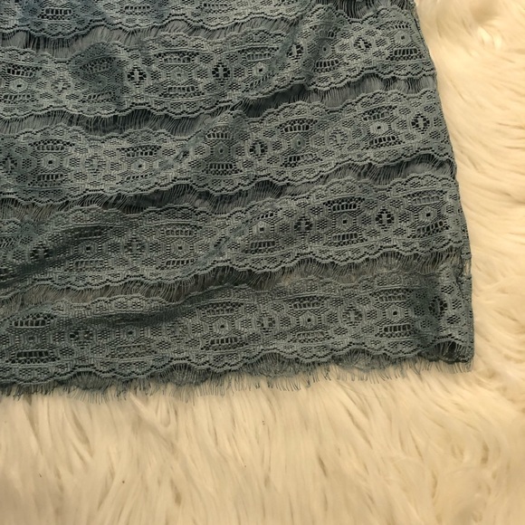 Lily White Women’s Size Small Off Shoulder Blouse - Picture 5 of 12